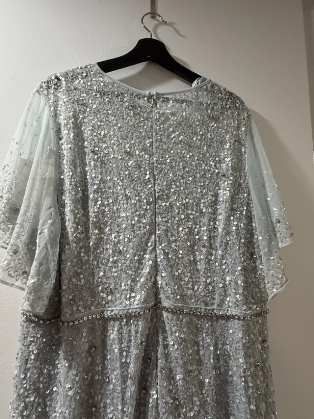 NWT:Flutter cape Sleeve Beaded Tea Length Drop Waist Dress - a few loose threads - Picture 8 of 13